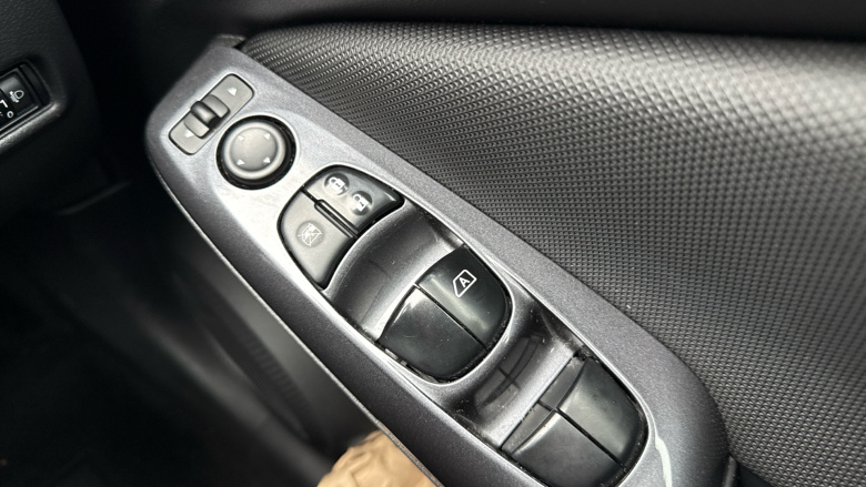 Nissan Juke 1.0 DiG-T 114 Acenta 5dr Petrol Hatchback